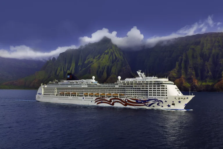 Luxury Island Cruises America: A 2026 Definitive Strategic Editorial